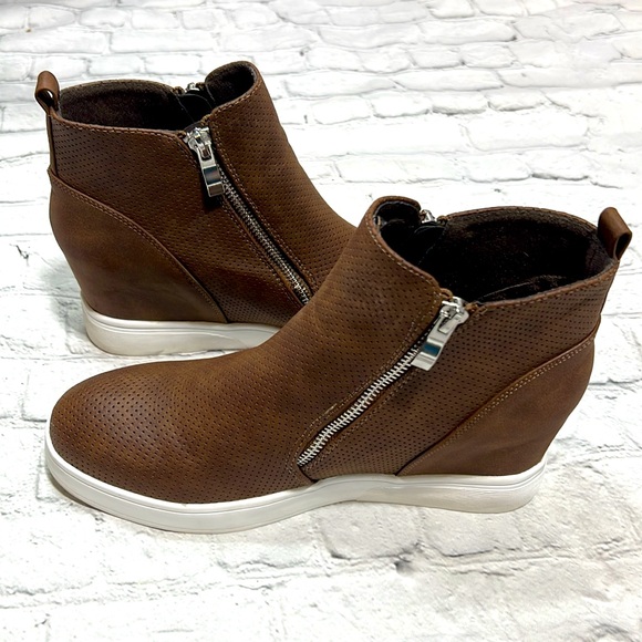 Journee Collection Penelope Wedge Sneakers - Brown - Picture 7 of 16